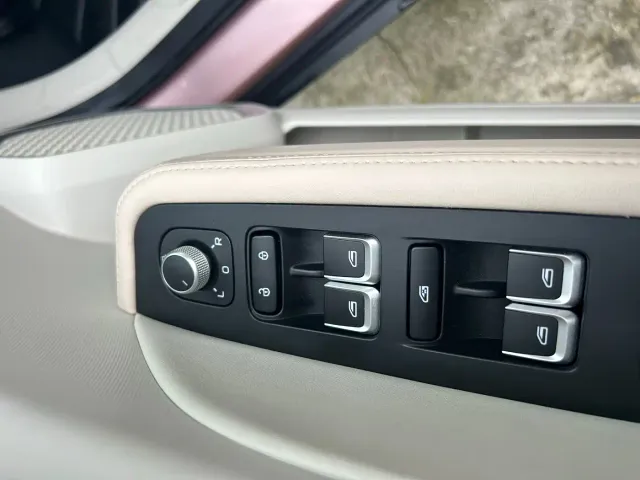 Geely ICON — Фото автомобиля 6