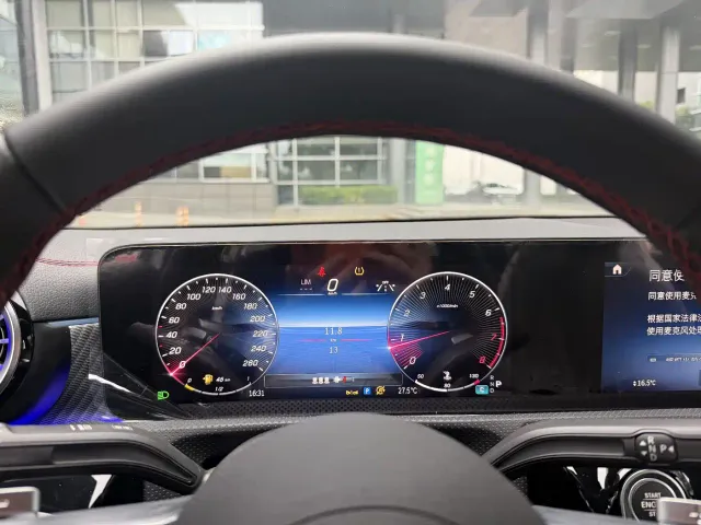 Mercedes-Benz A-Class — Фото автомобиля 17