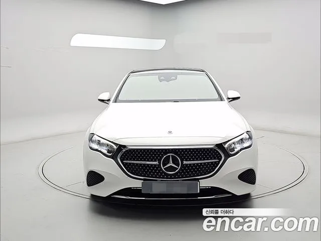 Фотография автомобиля — Mercedes-Benz E-Class W214