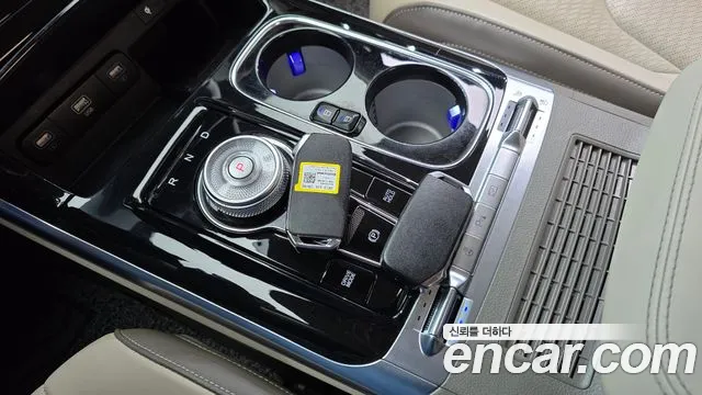 Kia Canival Carnival 4 поколение Бензин 7 мест Hi-Limousine — Фото автомобиля 9