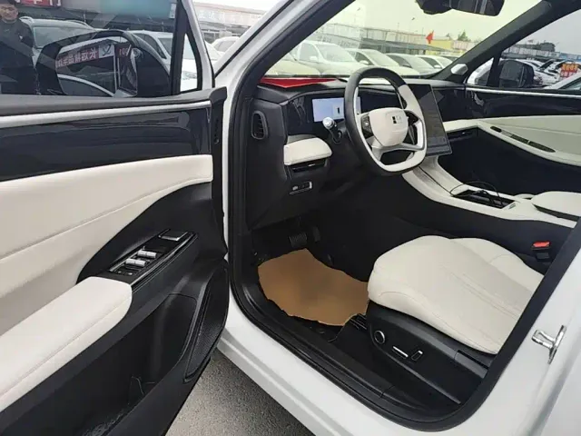Geely Galaxy L7 — Фото автомобиля 15