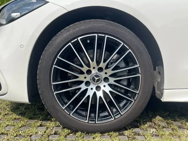 Mercedes-Benz C-Class — Фото автомобиля 19