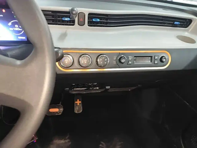 Wuling Hongguang Mini EV — Фото автомобиля 12