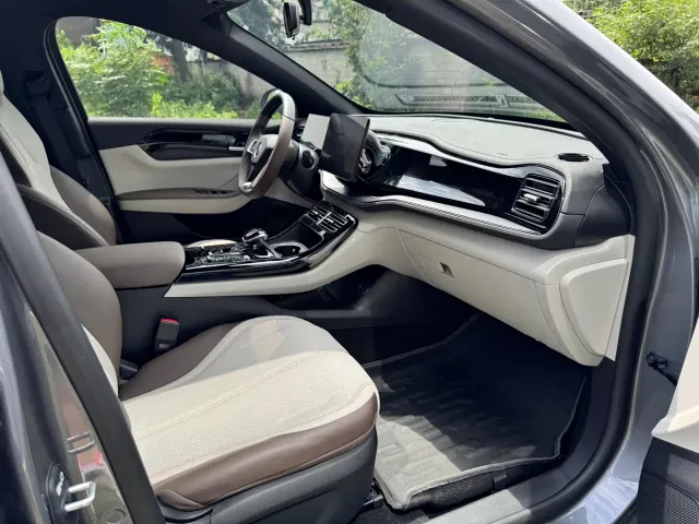 BYD Qin PLUS — Фото автомобиля 8