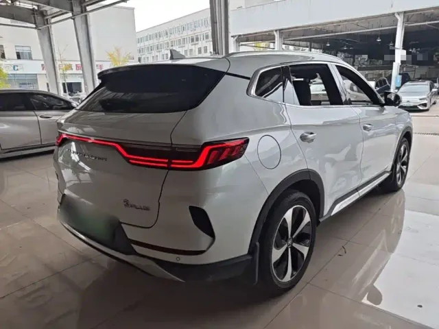 BYD Song PLUS — Фото автомобиля 6