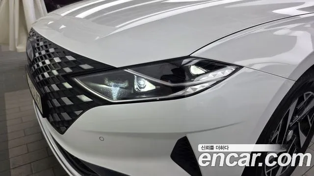 Hyundai Grandeur (New) Hybrid — Фото автомобиля 7
