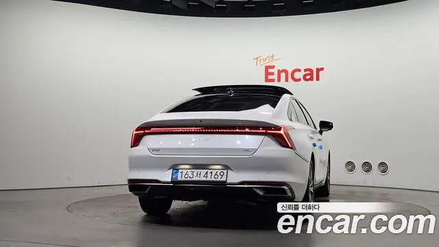 Kia K8 Signature — Фото автомобиля 4