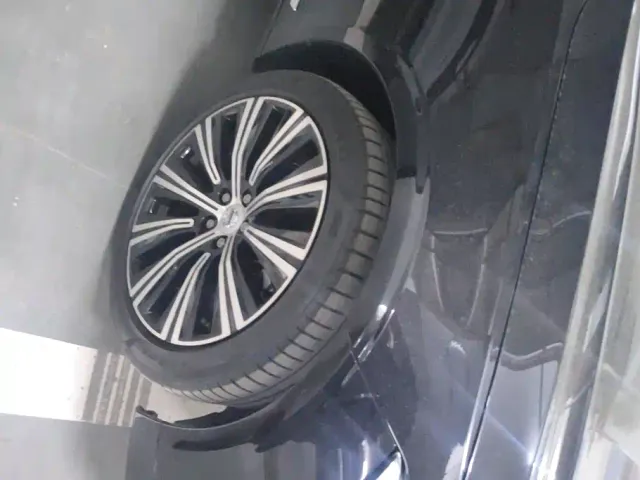 Volvo S90 — Фото автомобиля 6