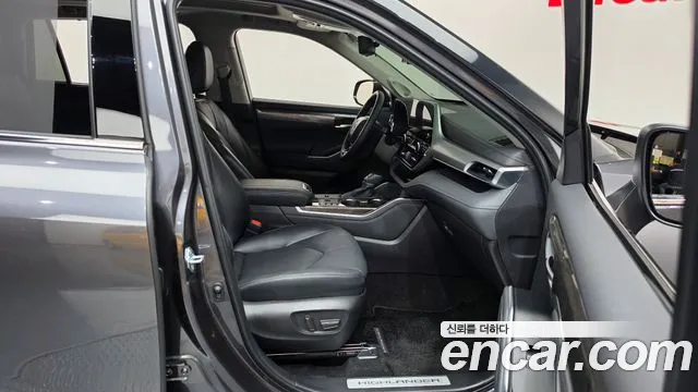 Toyota Highlander 4th Gen — Фото автомобиля 16