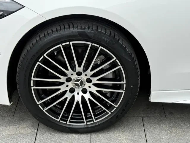 Mercedes-Benz C-Class — Фото автомобиля 10