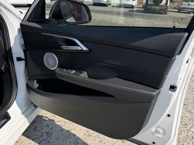 BMW 1 Series — Фото автомобиля 19