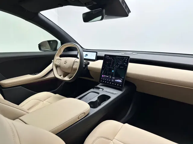 Nio ET5 — Фото автомобиля 12