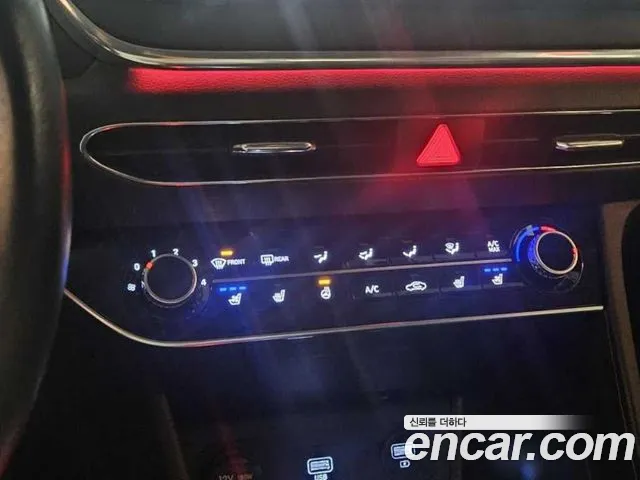 Hyundai Sonata Sonata (DN8) 2.0 LPG(Для проката) — Фото автомобиля 13