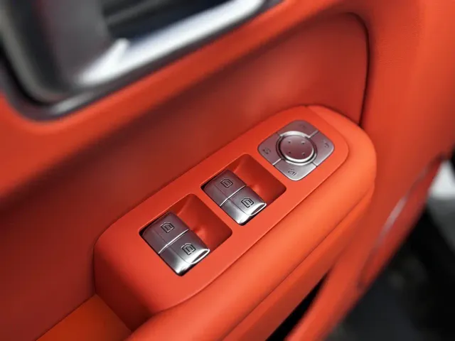 Li Auto L9 — Фото автомобиля 15