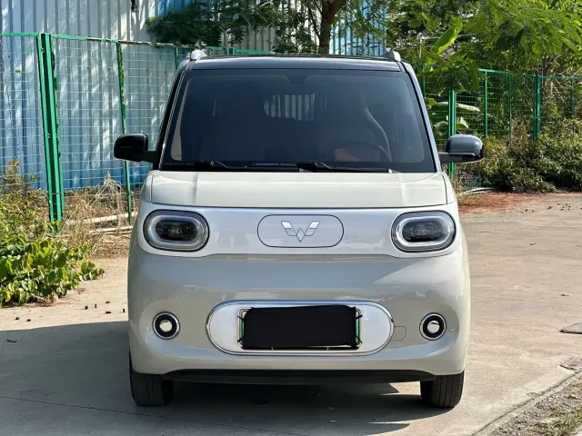 Wuling Hongguang Mini EV — Фото автомобиля 2