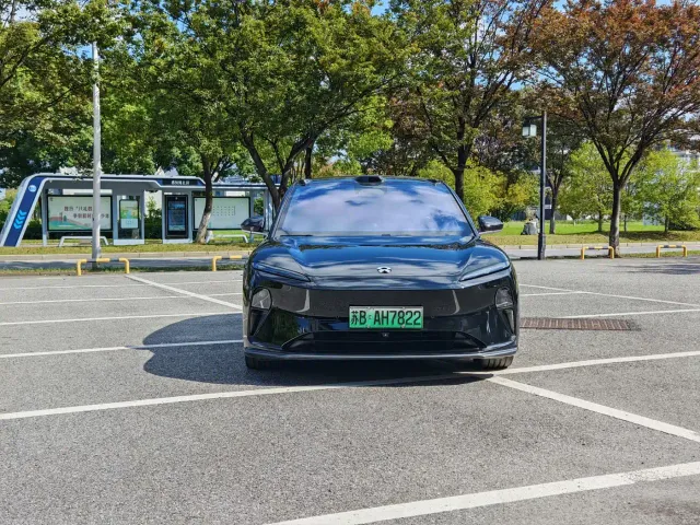 Nio ET5 Touring — Фото автомобиля 2