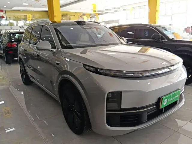 Li Auto Li Xiang L9 2022 Max — Фото автомобиля 3