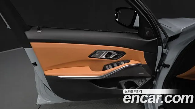 BMW 3-Series 3 серия (G20) 320i Touring M Sport — Фото автомобиля 21