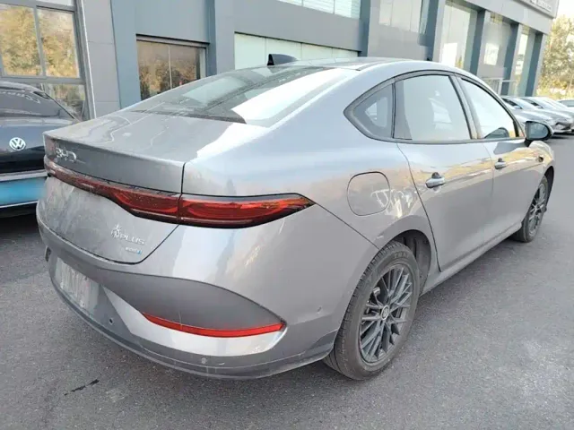 BYD Qin PLUS — Фото автомобиля 6