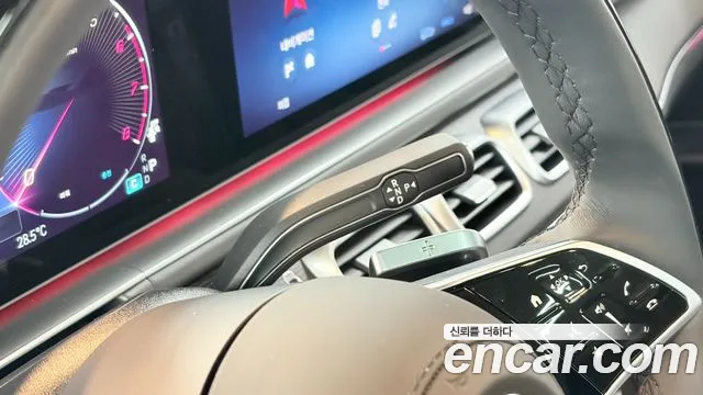 Mercedes-Benz GLE-Class — Фото автомобиля 9