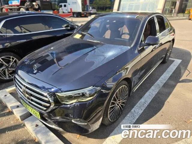 Mercedes-Benz E-Class W214 — Фото автомобиля 2