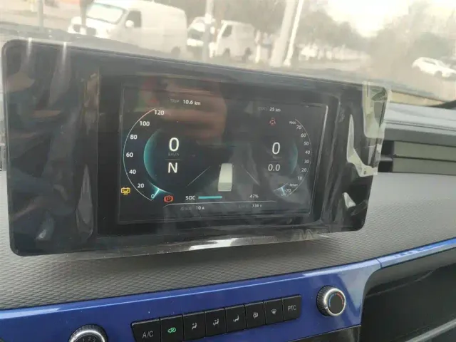 Dongfeng Yufeng EM27 — Фото автомобиля 11