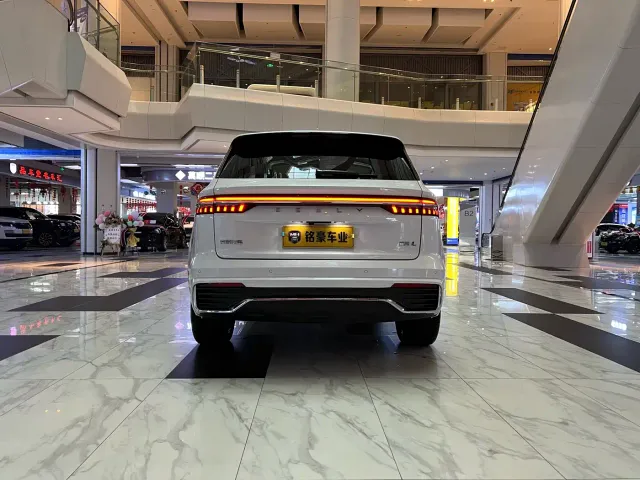 Geely Xingyue L — Фото автомобиля 8