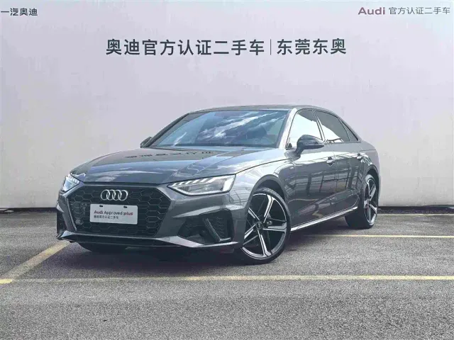 Фотография автомобиля — Audi A4L