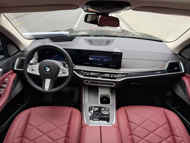 BMW X5 — Фото автомобиля 10