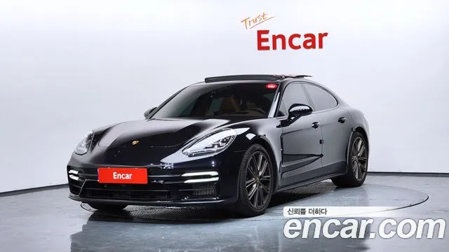 Фотография автомобиля — Porsche Panamera 971