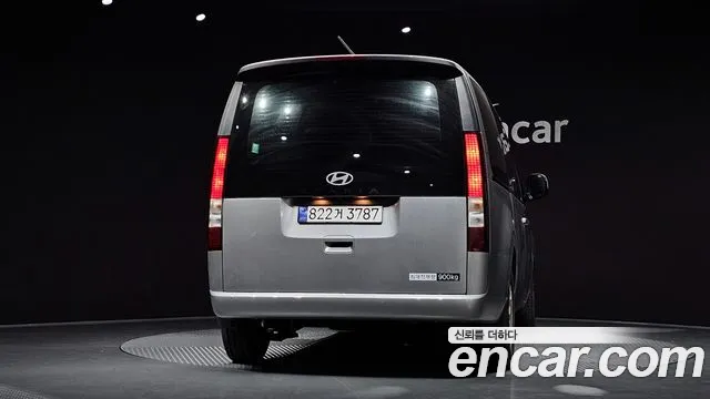 Hyundai Staria Staria Карго 3 места — Фото автомобиля 4