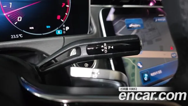 Mercedes-Benz E-Class — Фото автомобиля 9