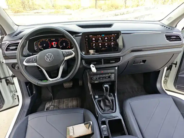 Volkswagen Tharu — Фото автомобиля 9