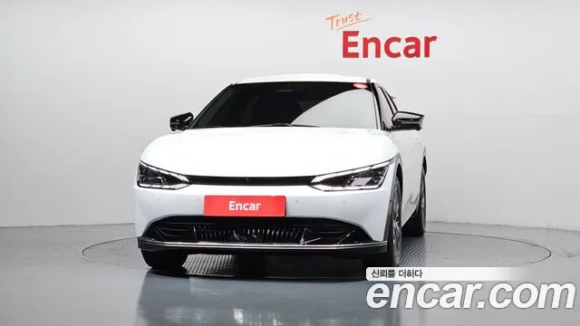 Kia EV6 — Фото автомобиля 3