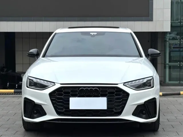 Audi A4L — Фото автомобиля 2