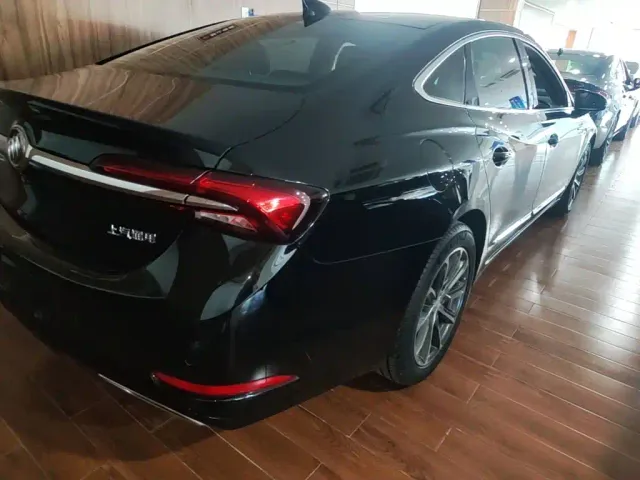 Buick LaCrosse — Фото автомобиля 7