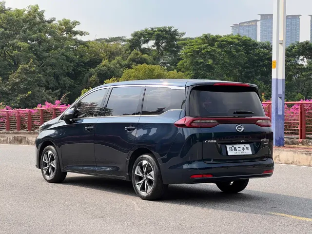 GAC Trumpchi M6 — Фото автомобиля 4