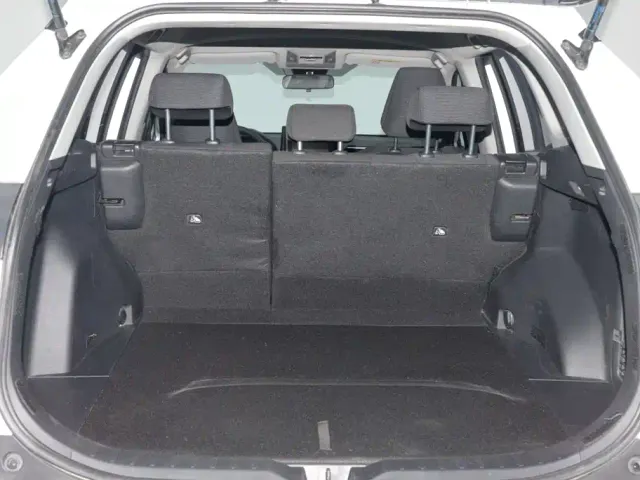 Toyota RAV4 — Фото автомобиля 13