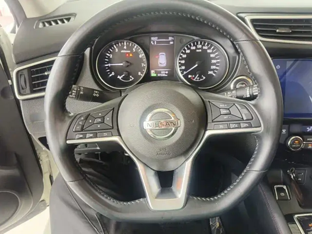 Nissan Qashqai — Фото автомобиля 10