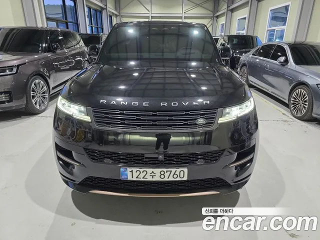 Land Rover Range Rover Sport — Фото автомобиля 3
