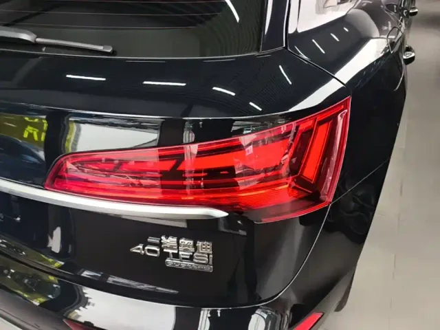 Audi Q5L — Фото автомобиля 7