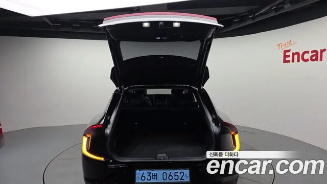 Kia EV6 — Фото автомобиля 17