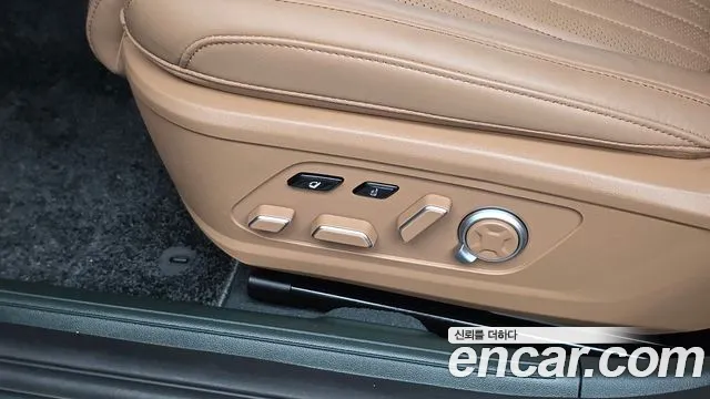Hyundai Grandeur GN7 — Фото автомобиля 29