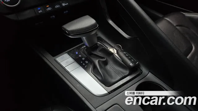 Hyundai AVANTE Avante (CN7) — Фото автомобиля 9