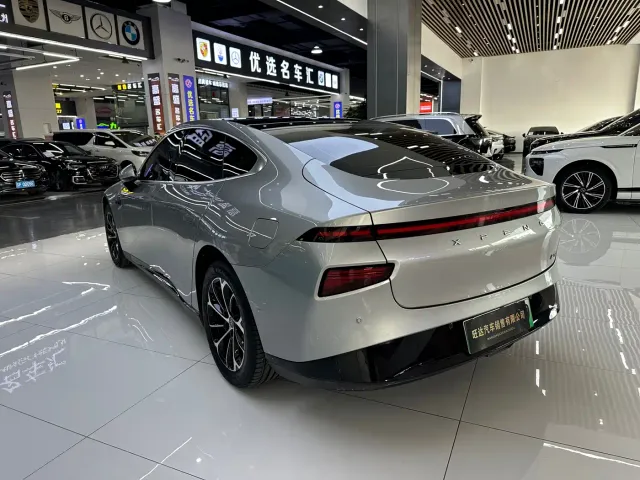 Xpeng P7 — Фото автомобиля 23
