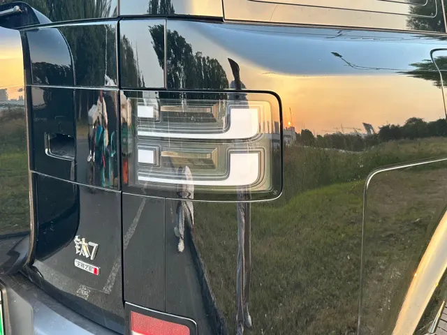 BYD FangChengBao Titanium 7 — Фото автомобиля 12