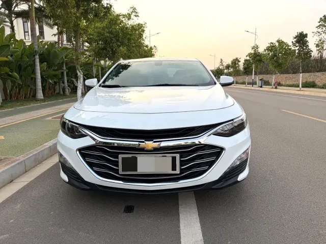 Фотография автомобиля — Chevrolet Malibu XL