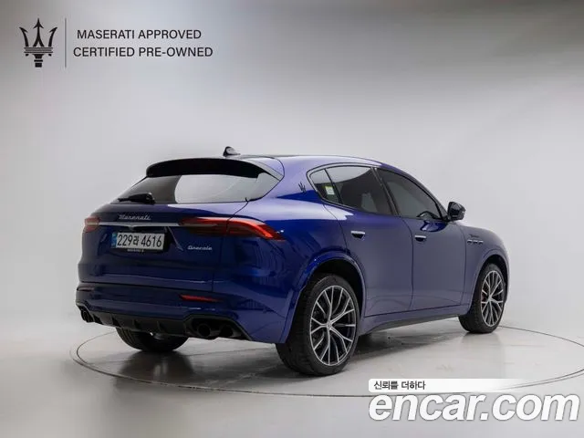 Maserati Grecale — Фото автомобиля 2