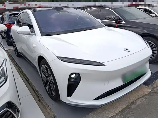 Nio ET5 Touring — Фото автомобиля 3