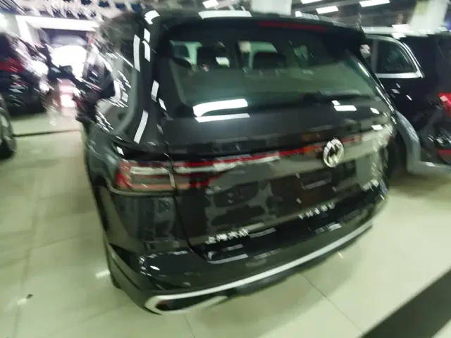Volkswagen Tharu — Фото автомобиля 4